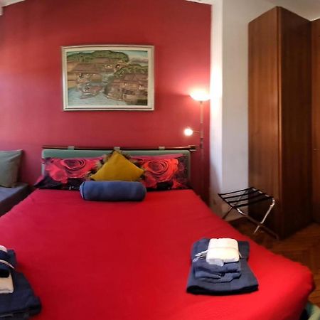 Flat City Center Porta Susa, Free Parking Wifii Smart Tv Sky Turin Bagian luar foto