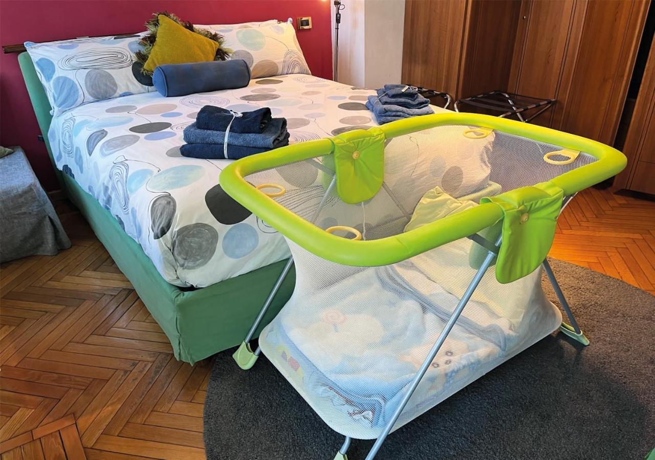 Flat City Center Porta Susa, Free Parking Wifii Smart Tv Sky Turin Bagian luar foto