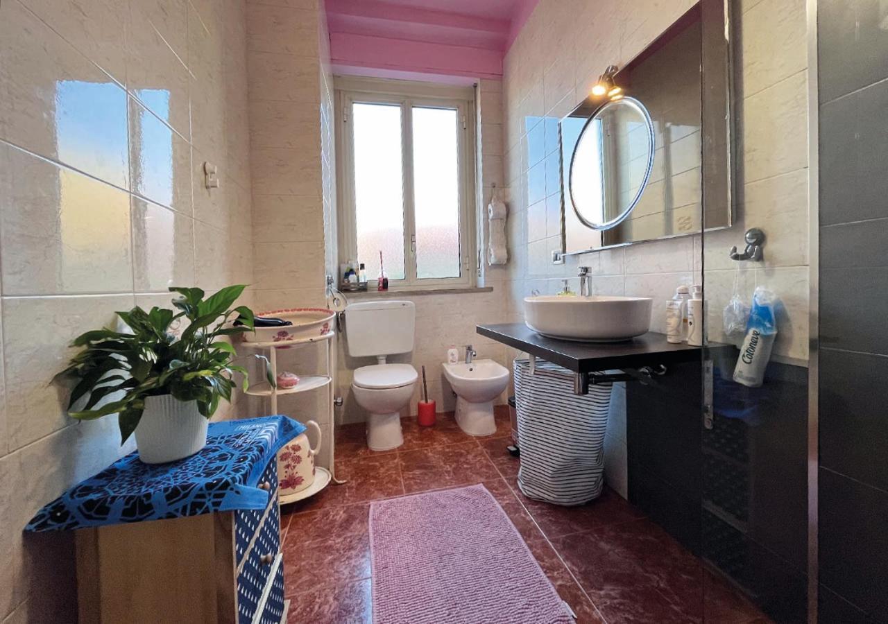 Flat City Center Porta Susa, Free Parking Wifii Smart Tv Sky Turin Bagian luar foto