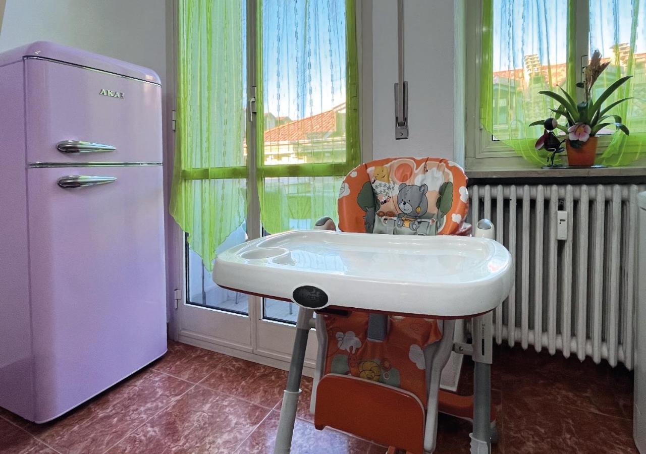 Flat City Center Porta Susa, Free Parking Wifii Smart Tv Sky Turin Bagian luar foto
