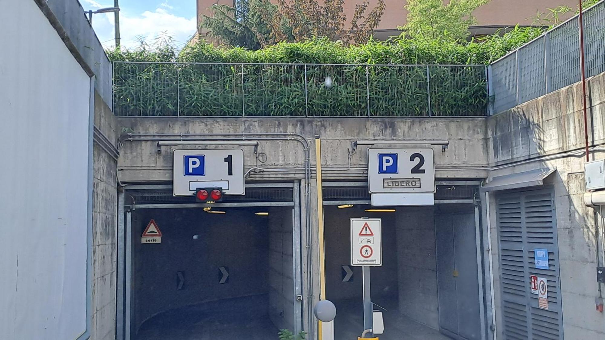 Flat City Center Porta Susa, Free Parking Wifii Smart Tv Sky Turin Bagian luar foto